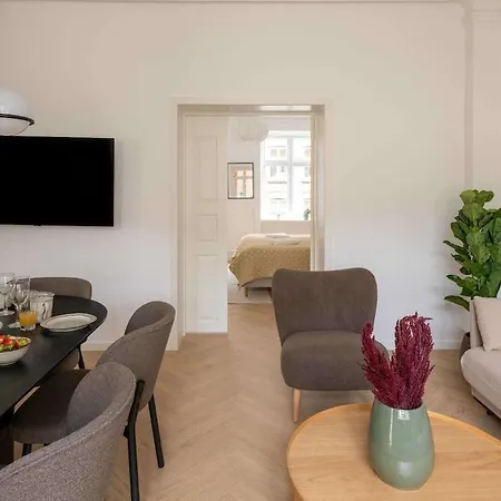 Stylish And Bright 2 Bedroom In Cph N Appartement Kopenhagen