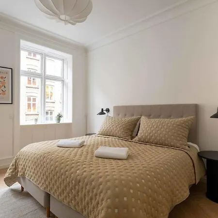 Stylish And Bright 2 Bedroom In Cph N شقة كوبنهاجن