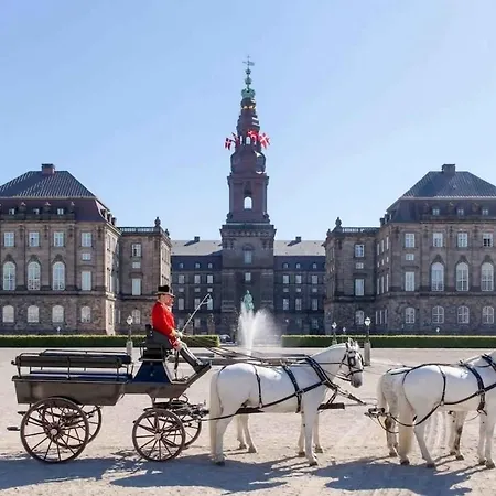 Stylish And Bright 2 Bedroom In Cph N Copenhagen