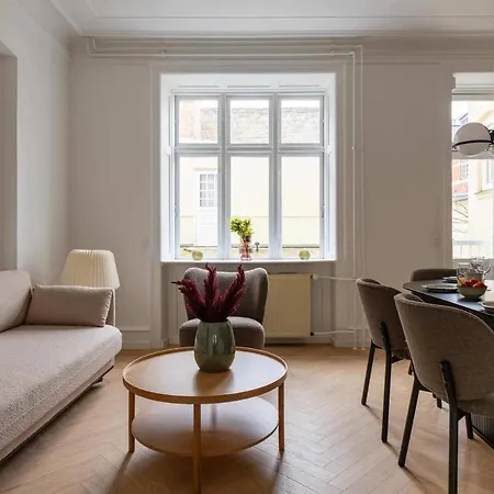 Stylish And Bright 2 Bedroom In Cph N شقة *