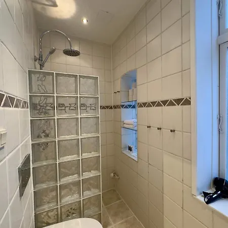 Stylish And Bright 2 Bedroom In Cph N * 哥本哈根