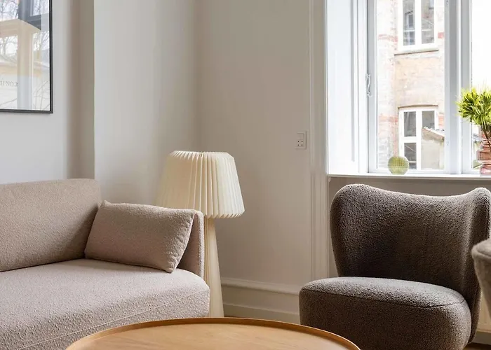 Stylish And Bright 2 Bedroom In Cph N *