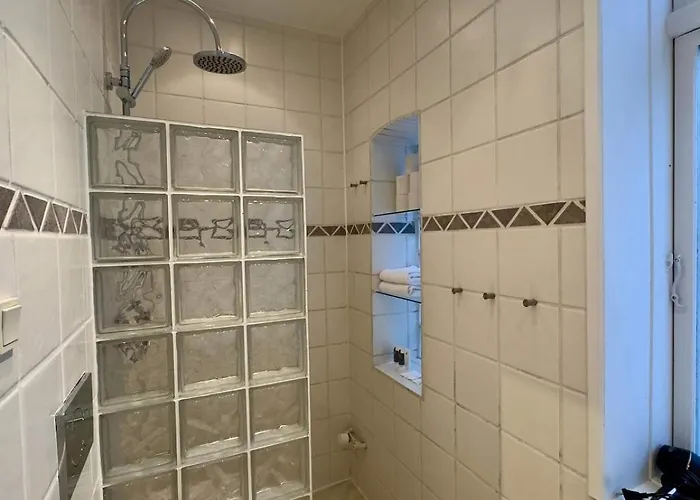 Stylish And Bright 2 Bedroom In Cph N * København