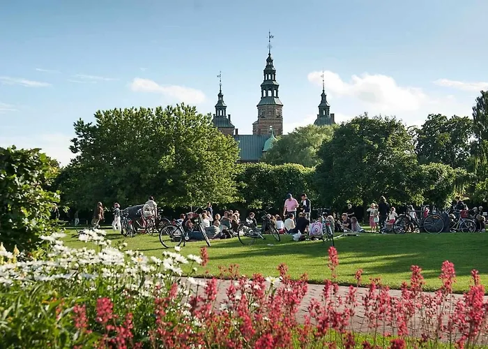 Stylish And Bright 2 Bedroom In Cph N