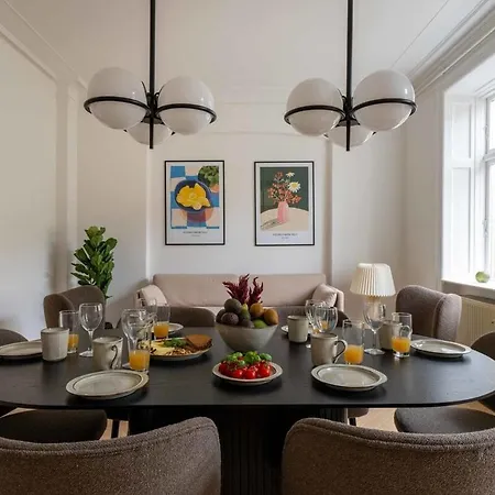شقة Stylish And Bright 2 Bedroom In Cph N كوبنهاجن