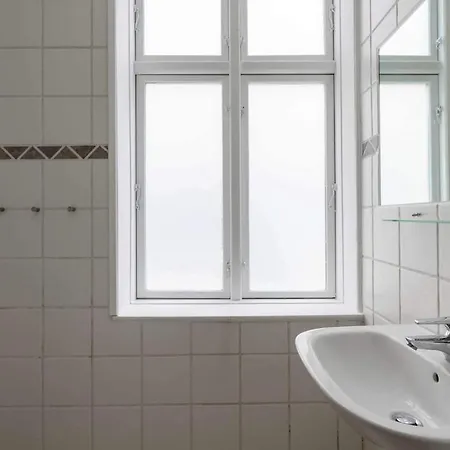 Stylish And Bright 2 Bedroom In Cph N * كوبنهاجن