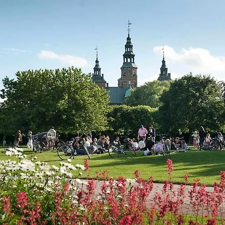 Stylish And Bright 2 Bedroom In Cph N